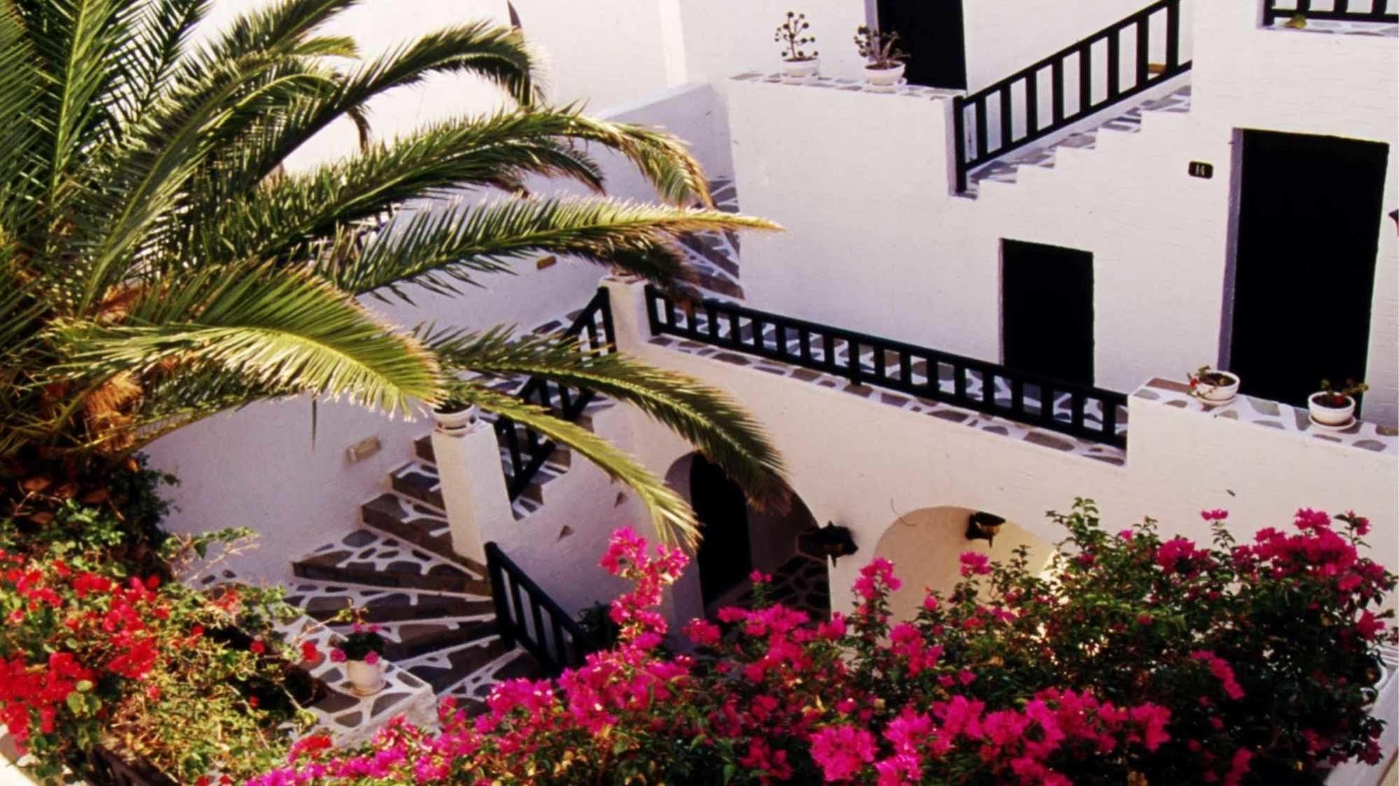 Antirides Hotel Naousa Exterior photo